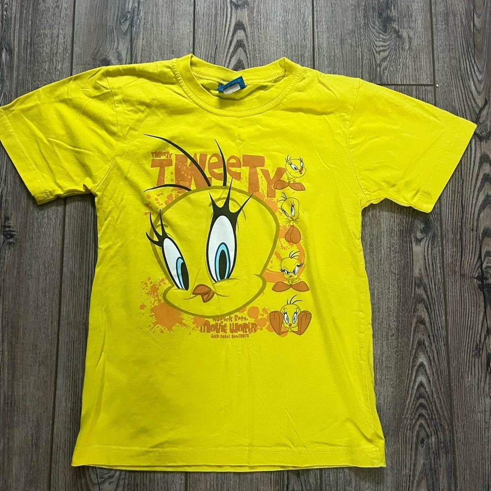 Official Warner Brothers Gold Coast Australia Tweety Bird Shirt-size 10 (girls)